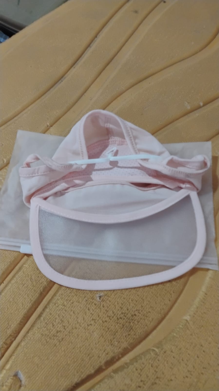 Women's Full Face UV Protection Cap with Built-in Mask and Wide Brim Visor ��� Breathable