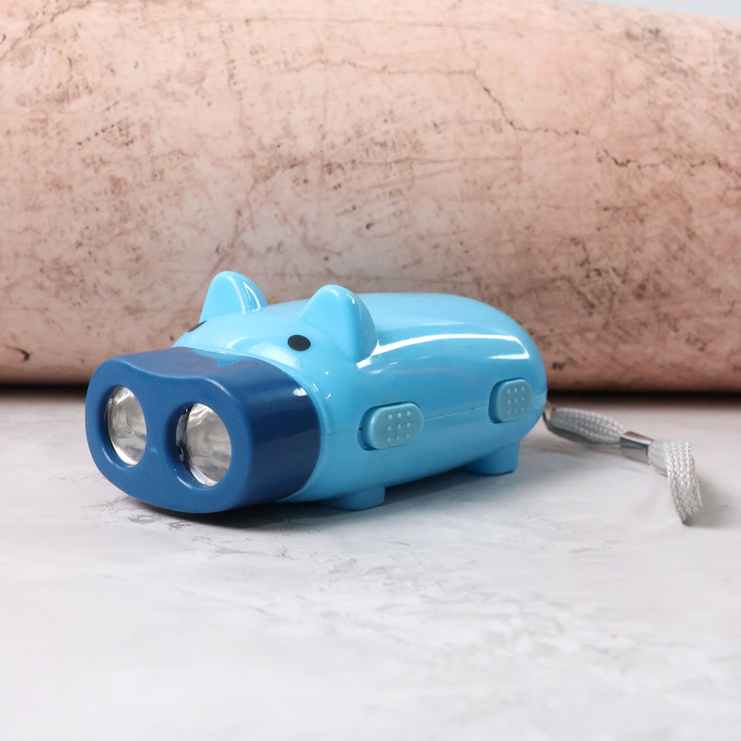 2-LED Hand Press Torch ��� Battery-Free Hand Crank Flas