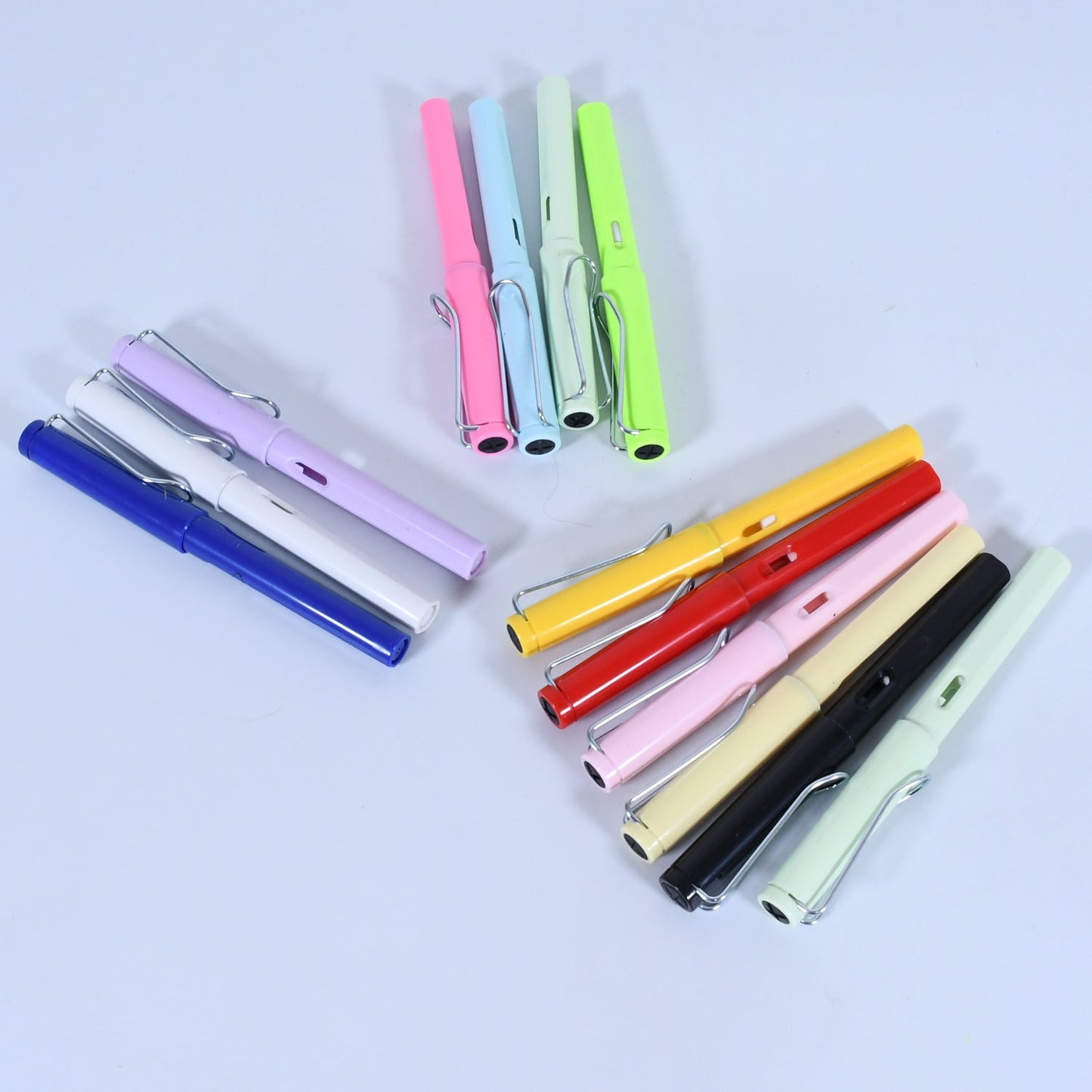 2-in-1 Everlasting Magic Pencil with Replaceable Eraser ��� Inkless, Reusable, Portable (1 Pc / Mix