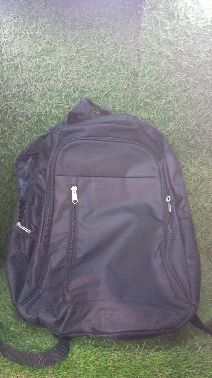 Slim, Durable Water-Resistant Unisex Laptop Backpack ��� Colle