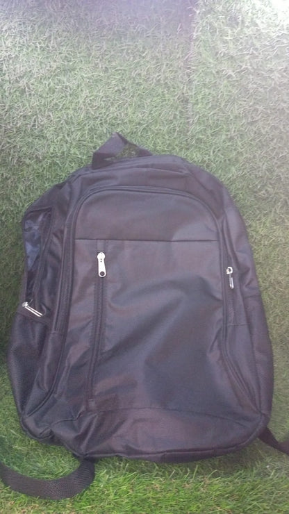 Slim, Durable Water-Resistant Unisex Laptop Backpack ��� Colle