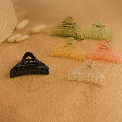 Triangle Shape Mix Color Plastic Hair Claw Clip ��� 1 Pc Durable Grip for Women and