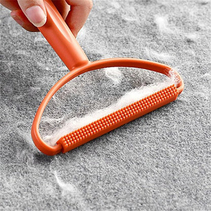2-in-1 Portable Lint Remover ��� Long-Handle Brush & Sticky Roller for Clothes, Furniture & Carpets