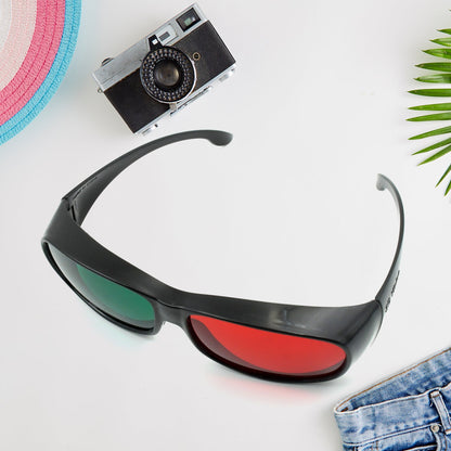 Stylish UV-Protected Sunglasses for All-Day Comfort ��� Perfect for Any Light!