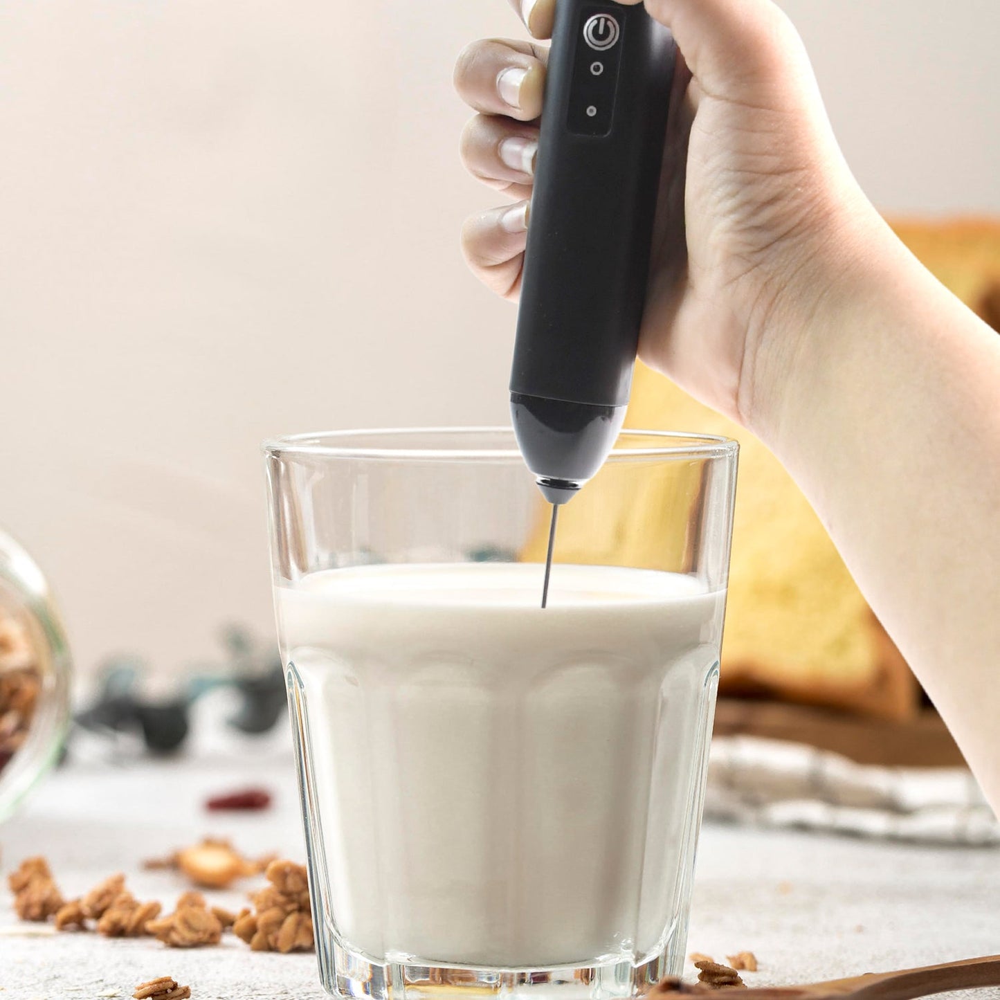 Caf�� Whirl Frothing 