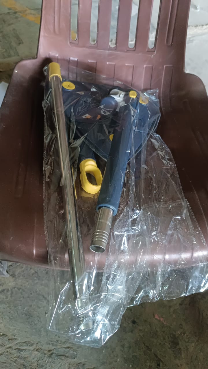 360�� Rotatable Mop Triangle Mop with Long Handle (1 Pc / 113