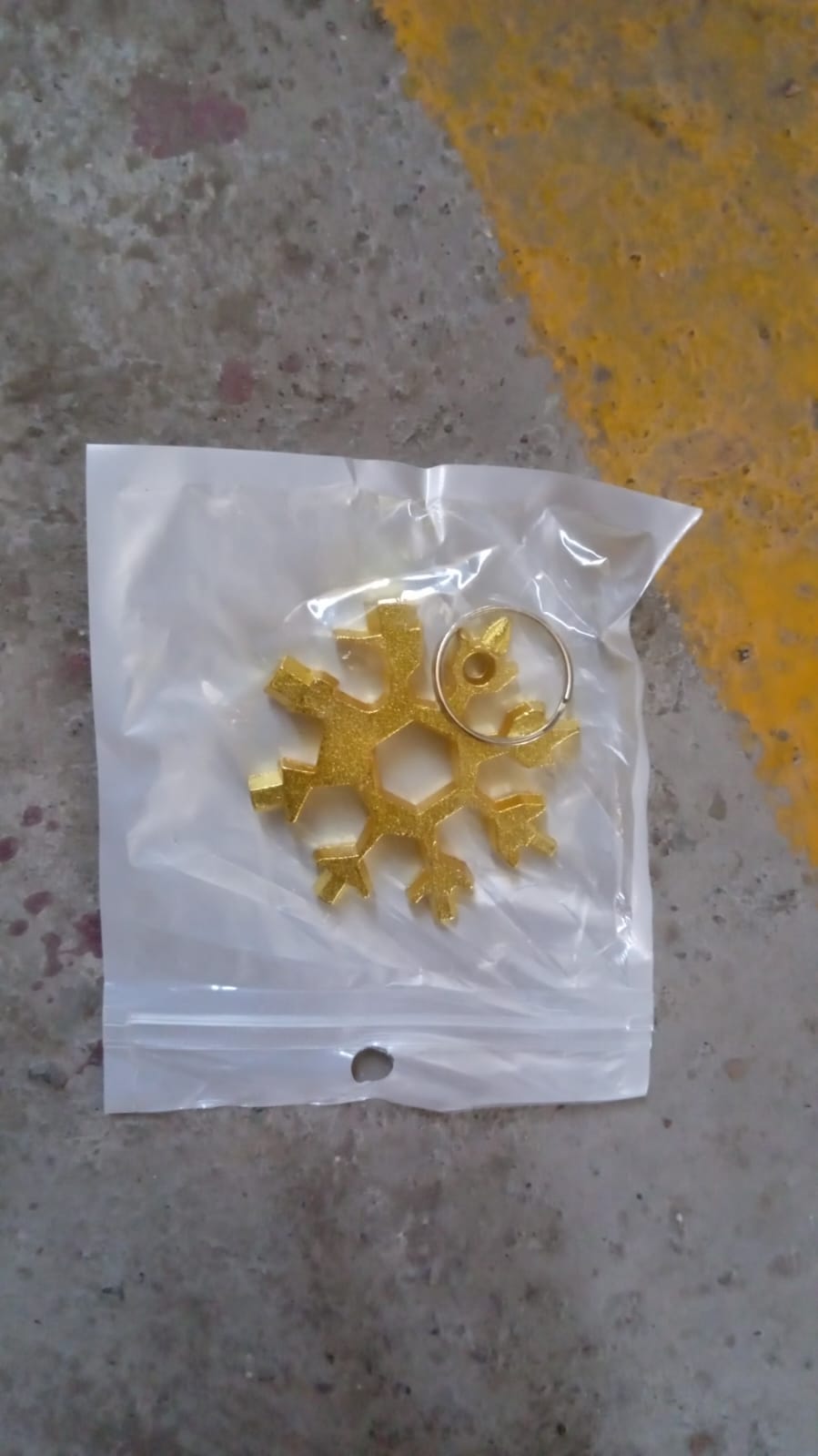 18-in-1 Snowflake Multi-Tool ��� Portable Bottle Opener, Screwdriver &