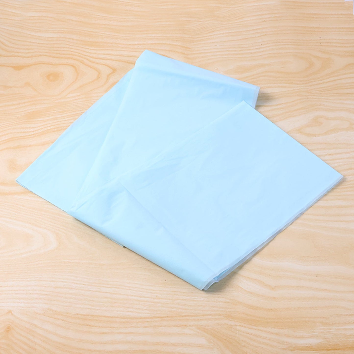 Waterproof Disposable Plastic Table Cover 137 �� 18