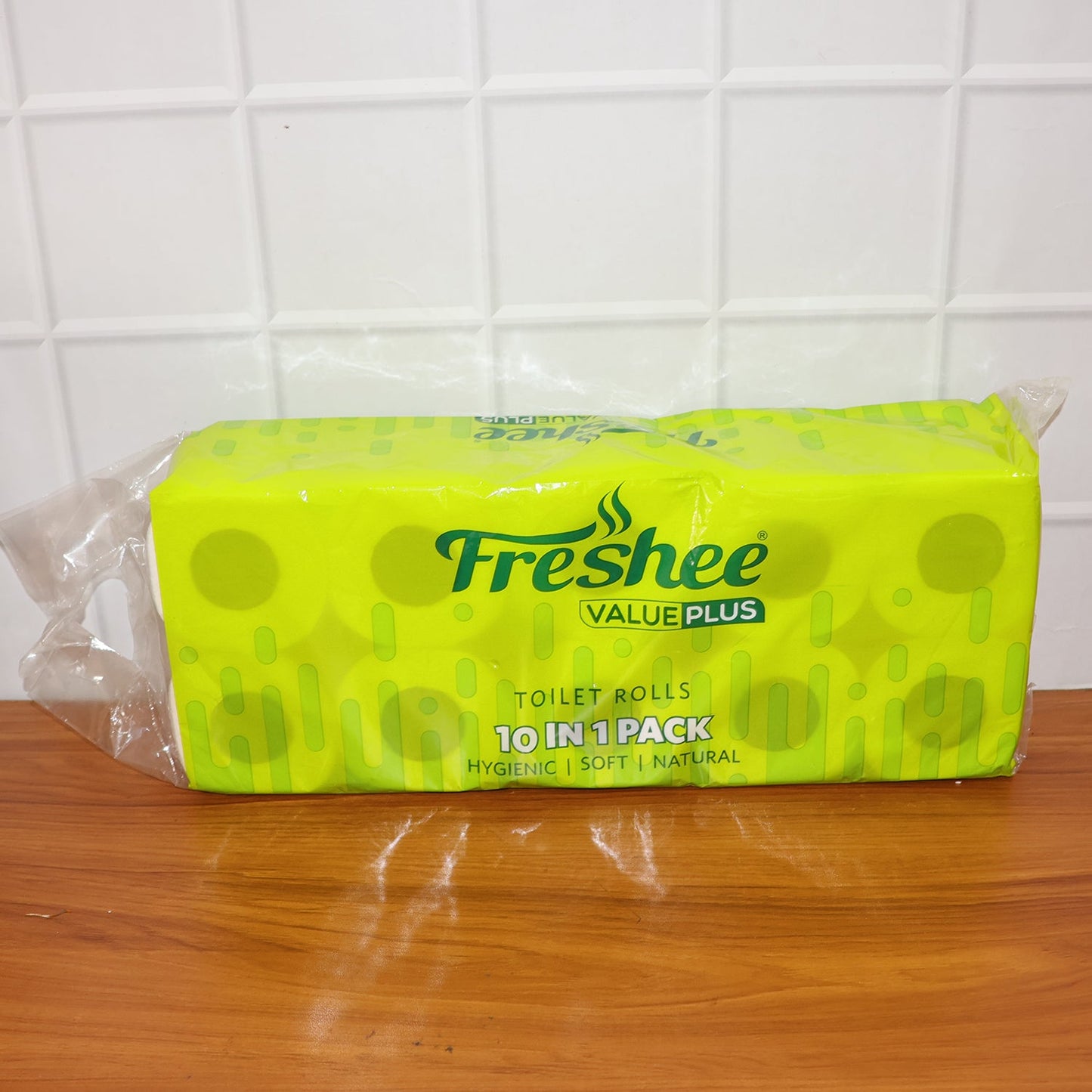 Toilet Tissue Rolls ��� Soft Embossed Bathroom Tissue, 220 Sheets �ï¿