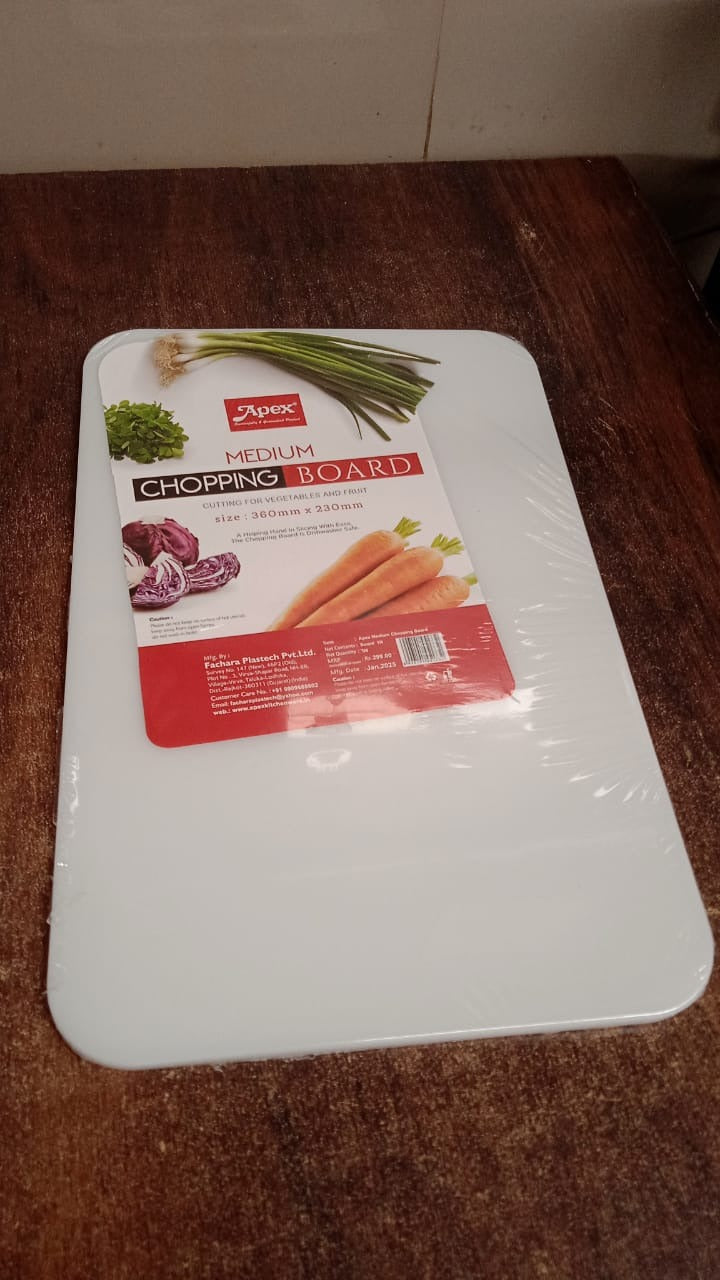 Apex Medium Plastic Chopping Board (36��23 Cm / 1