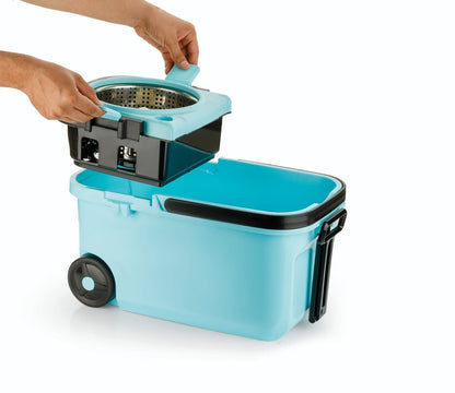 360�� Spin Mop with Super Absorbent Microfiber Heads (1