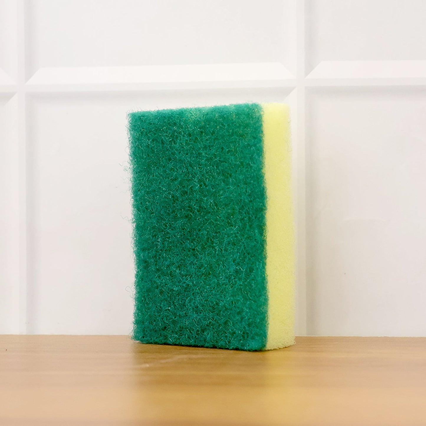 2-in-1 Multi-Purpose Scrub Sponge ��� Wear Resistant Dish & Furniture Cleaner