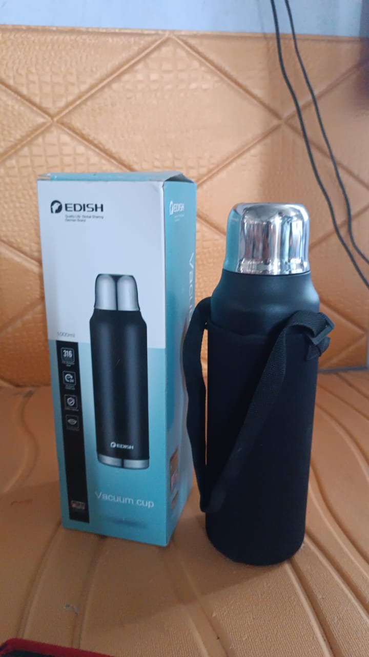 Stainless Steel Vacuum Water Bottle  ��� Hot & Cold Insulated Flask (1000 ML A